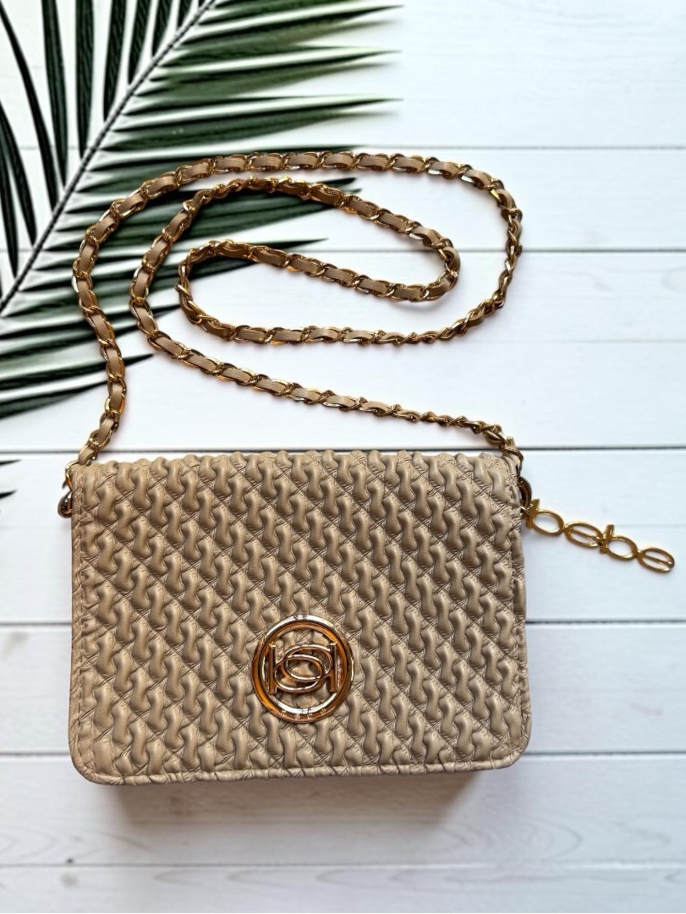 Bebe Woven Clutch Purse Chain Strap Beige Gold Tone Logo Bag